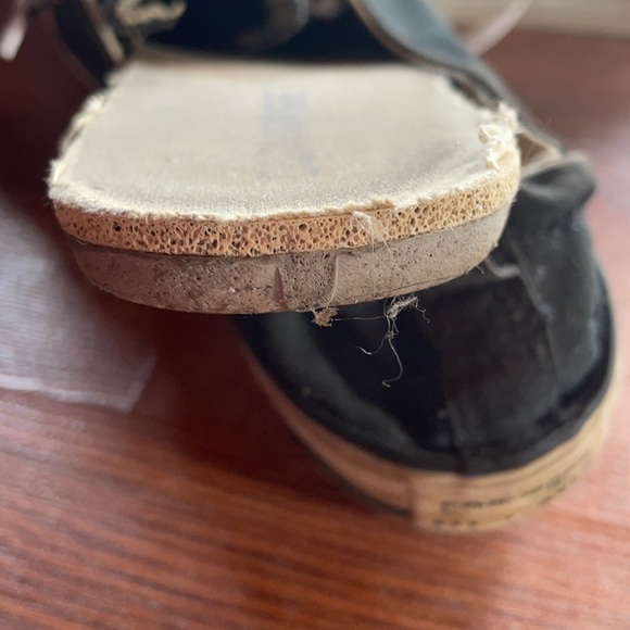 Converse white/black shoes - Picture 3 of 4